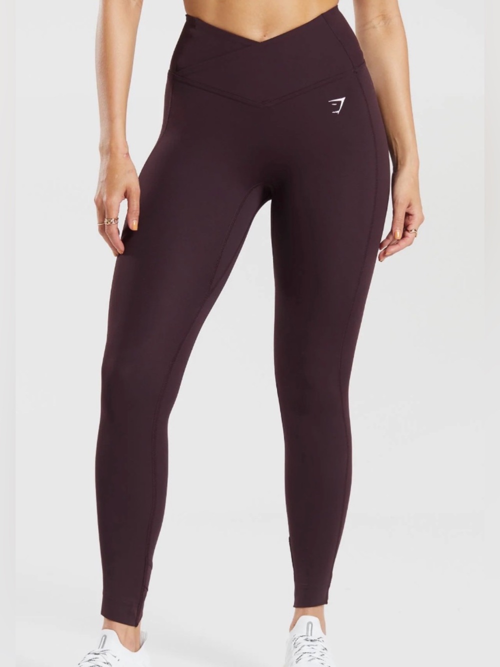 Gymshark V-Waist Leggings in Deep Plum